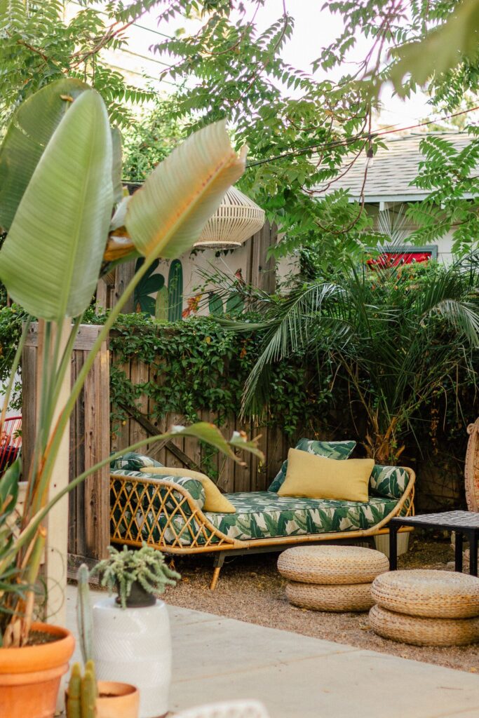 Garden Corner Sitting Ideas in Shades – Engindaily